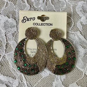 New Beautiful Green and Gold Earrings